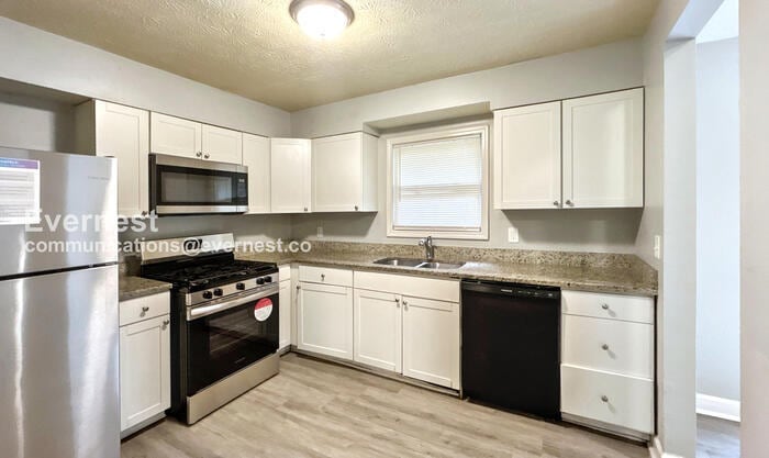 Building Photo - 2431 Corner Shoals Dr