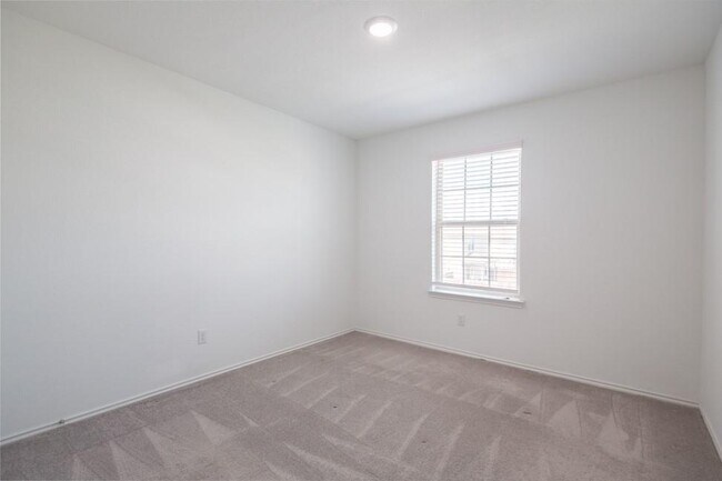 Building Photo - 509 Goat Willow Ln