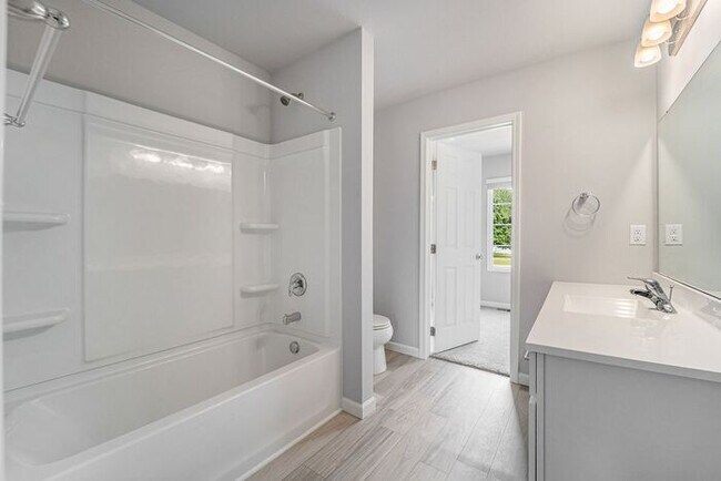 Building Photo - 4447 Pine Creek Dr