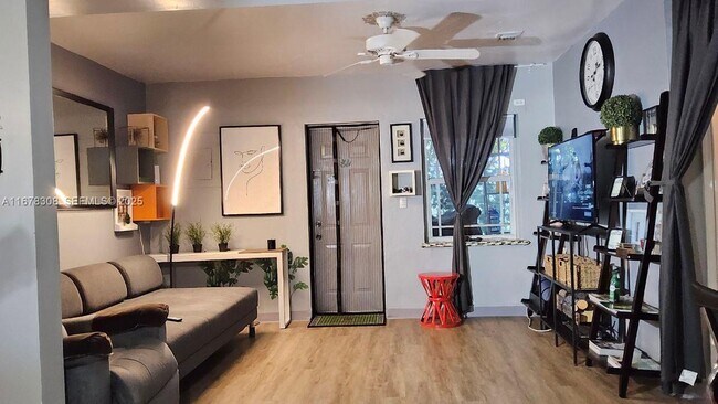 Building Photo - 3600 S Le Jeune Rd