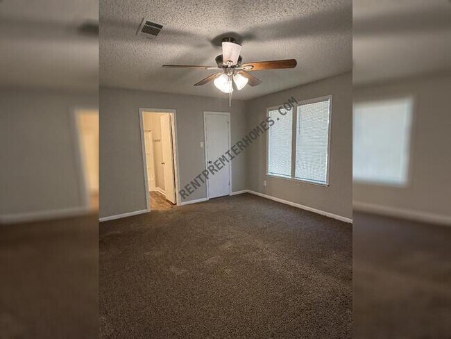 Building Photo - 3611 Pelton Rd