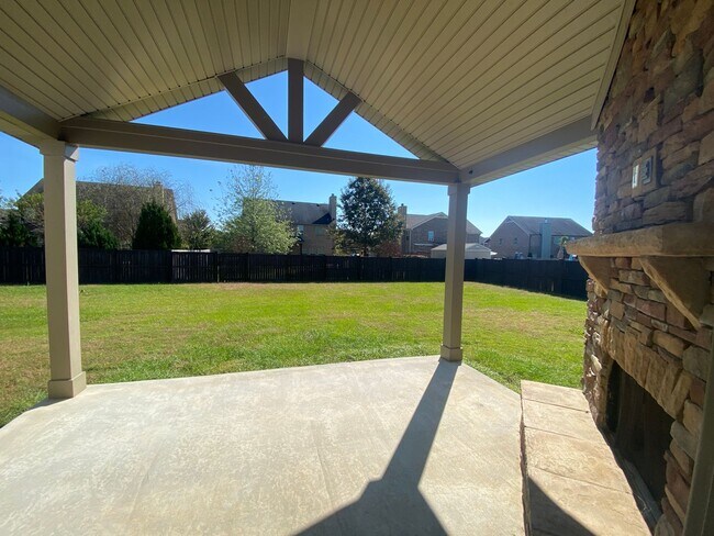 Building Photo - 106 Brown Thrasher Ln