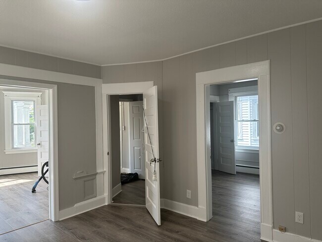 Building Photo - 429 Dixwell Ave