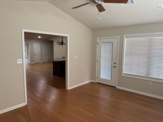 Building Photo - 12 Enclave Cir