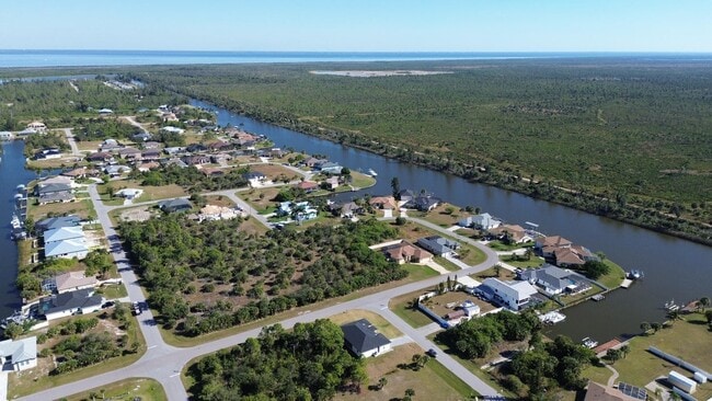 Building Photo - 10654 Washington Rd