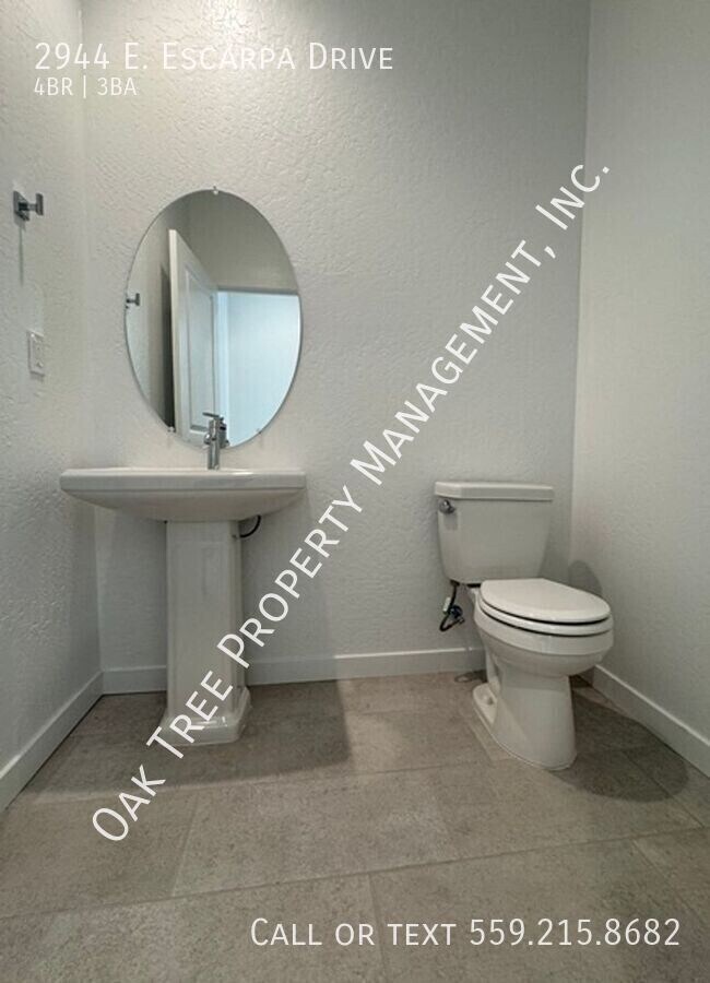 Building Photo - 2944 E Escarpa Dr