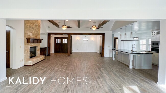 Building Photo - 13504 Rock Canyon Rd