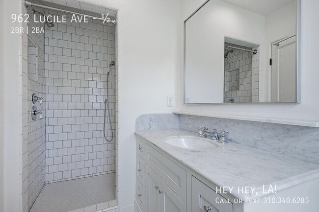 Building Photo - 962 Lucile Ave