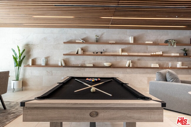 Building Photo - 724 Croft Ave