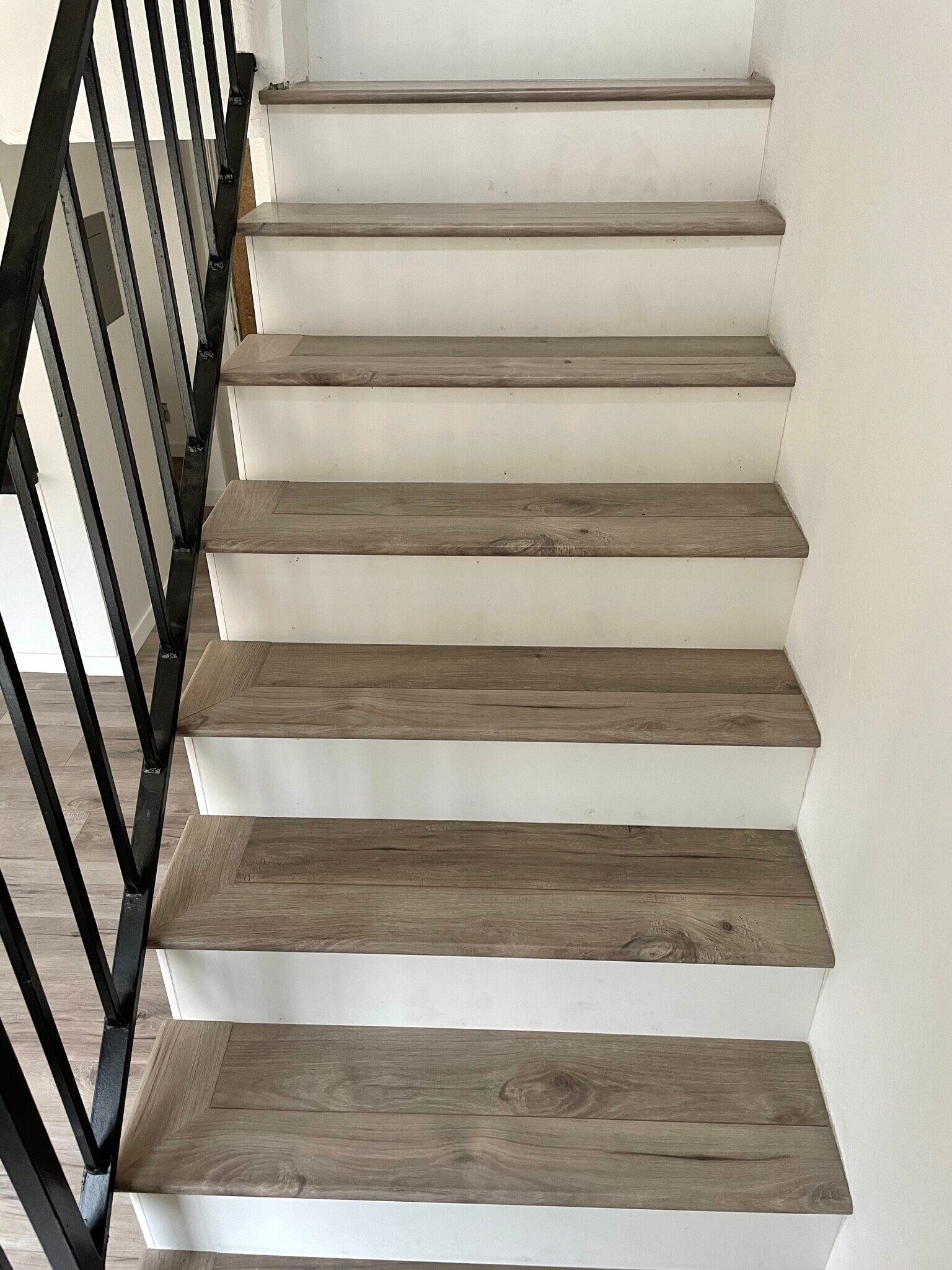 Building Photo - 7349 Balboa Blvd