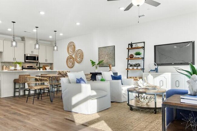 Building Photo - Upgraded Mira Lagos townhome with EV Charger and 2 car garage