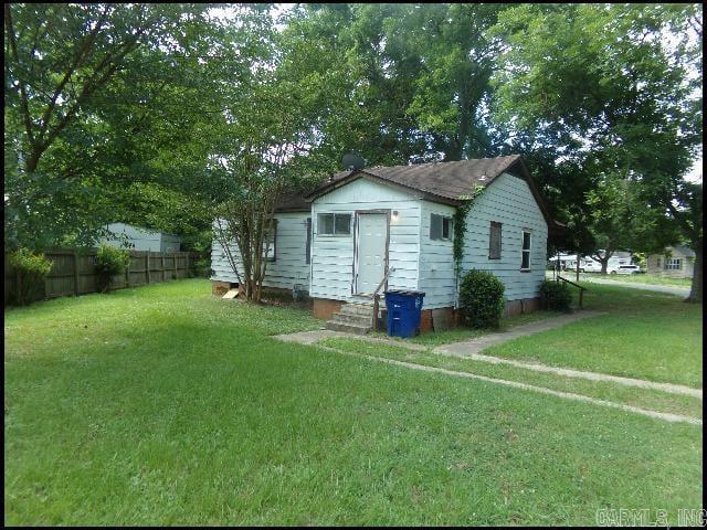 Building Photo - 129 Saunders Dr