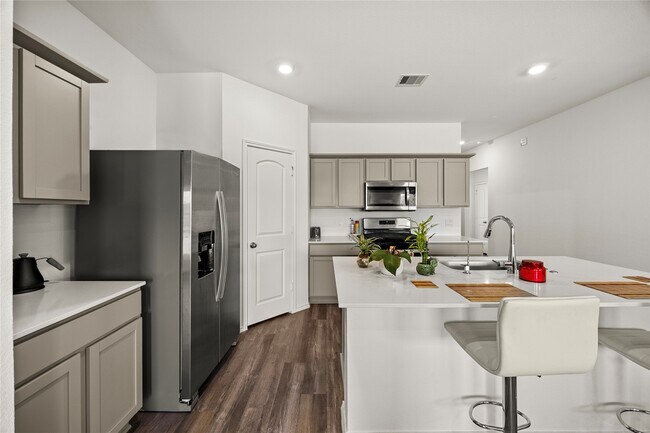 Building Photo - 15726 Majestic Evergreen Wy
