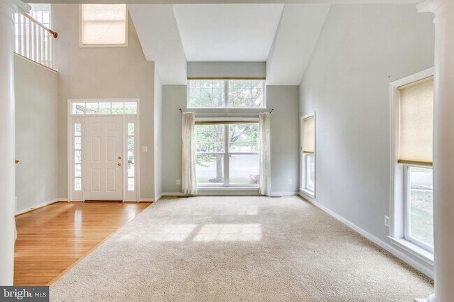 Building Photo - 26161 Rachel Hill Dr