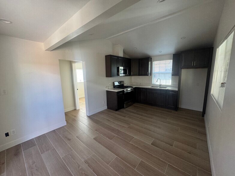 Building Photo - 4102 Bresee Ave