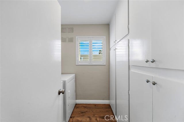 Building Photo - 77 Golden Glen St