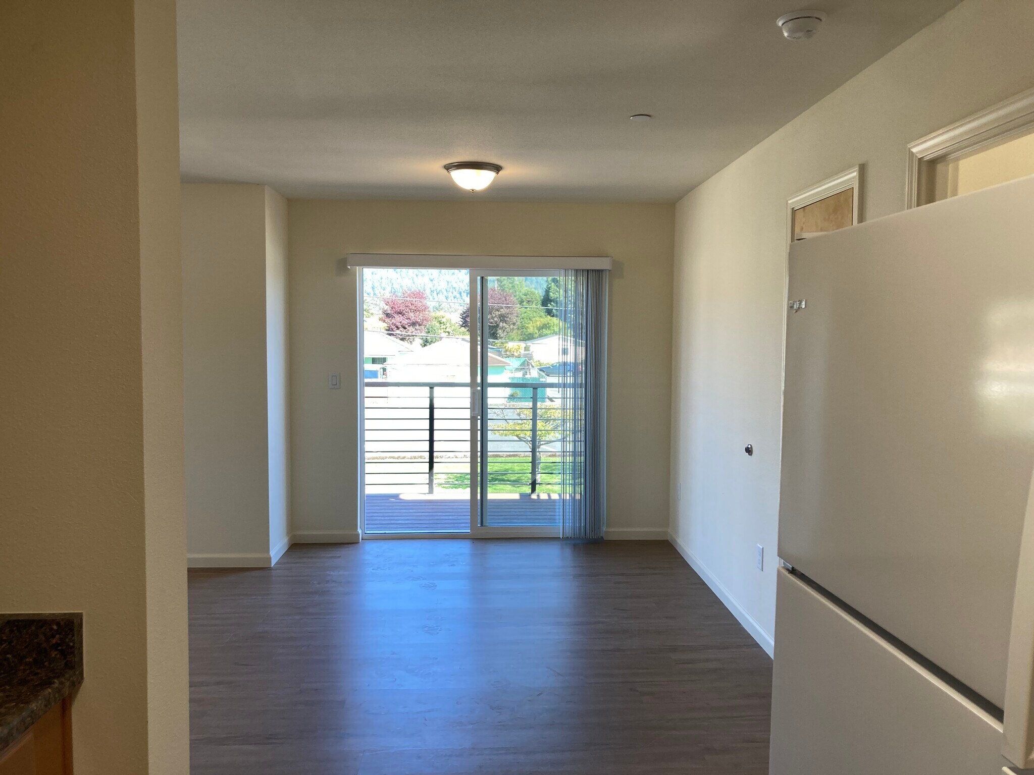 Dining & Balcony - 2052 Smith Ln