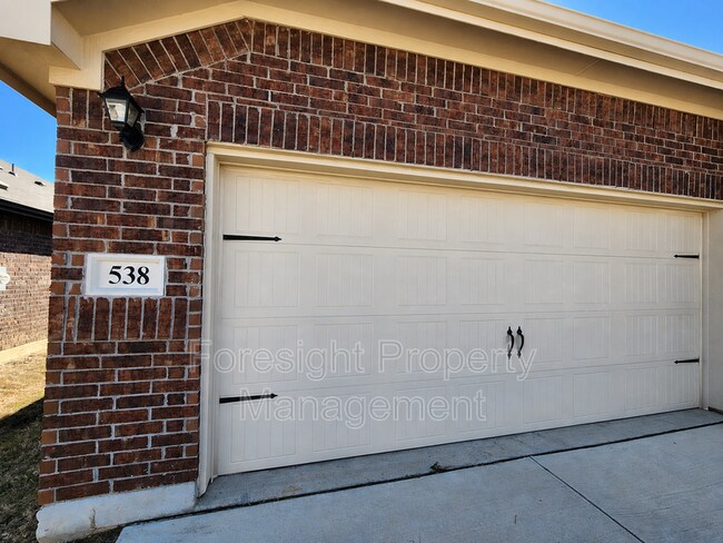 Building Photo - 538 Concho St