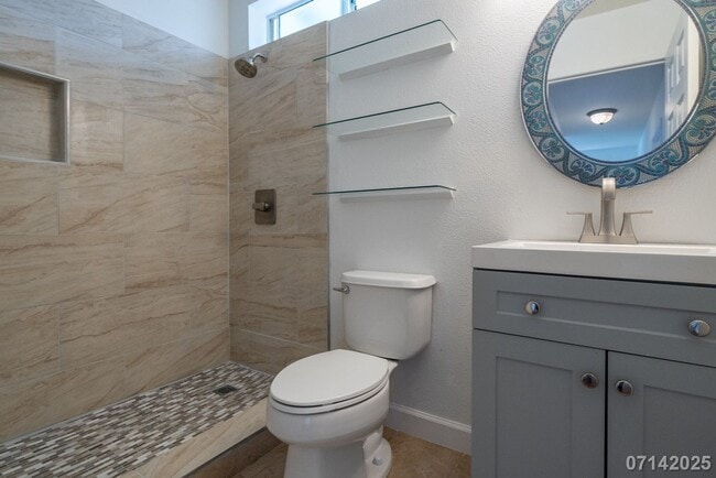 Building Photo - 3Bd, 2Ba Condo in Lombard Way, Ewa Gentry