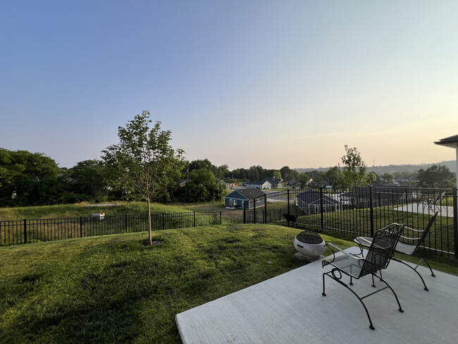 Building Photo - 4256 Skyridge Dr