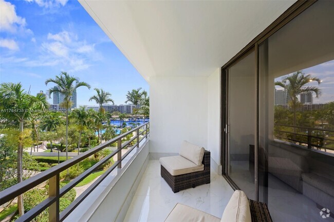 Building Photo - 500 Three Islands Blvd