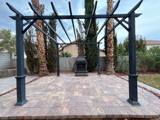 Building Photo - 7816 Brookfield Cove Ave