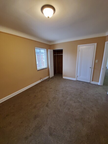 Building Photo - 18106 Cherrylawn St