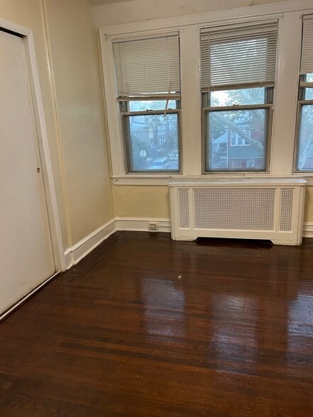 Building Photo - 1834 N 54th St
