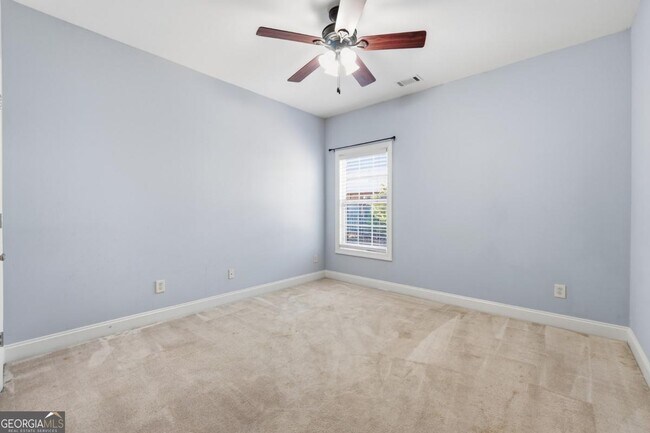 Building Photo - 903 Misty View Ct SW