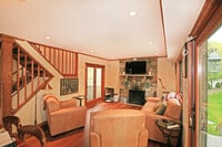 Building Photo - 1987 Deerfield Rd