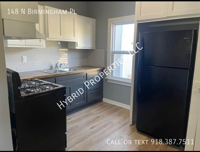 Building Photo - 148 N Birmingham Pl