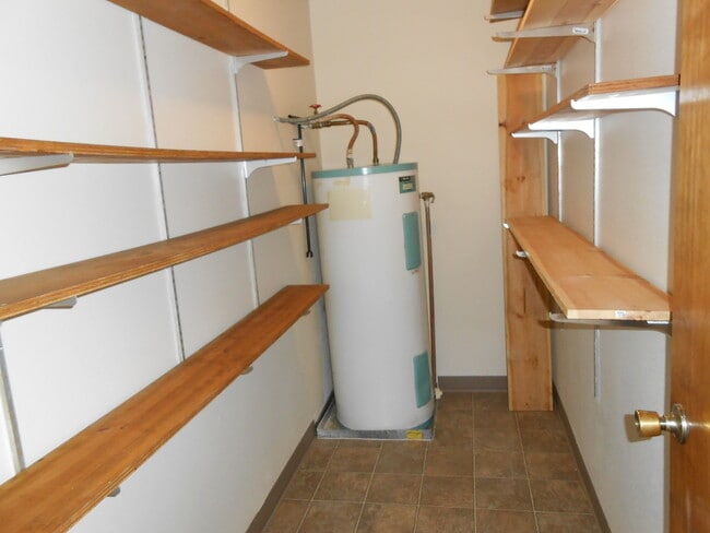 Building Photo - 17297 Golden Eye Dr