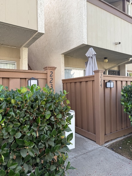 Building Photo - 7243 Balkis Ln