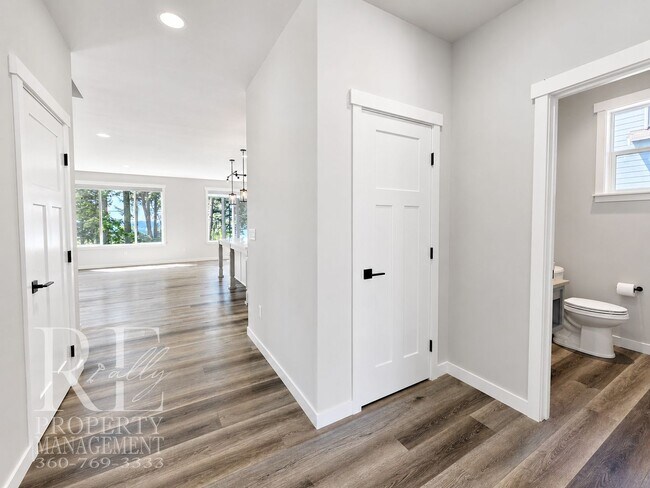 Building Photo - Luxury Poulsbo Retreat with Water Views, Covered Deck & Designer Finishes