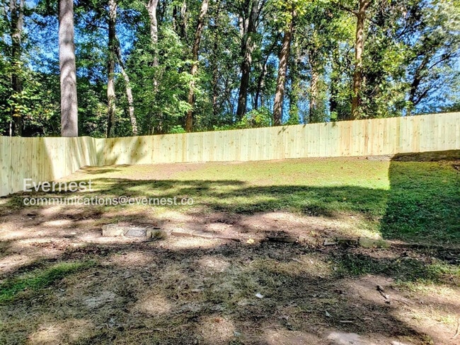 Building Photo - Updated 3 Bedroom Home in Mableton / Near ...
