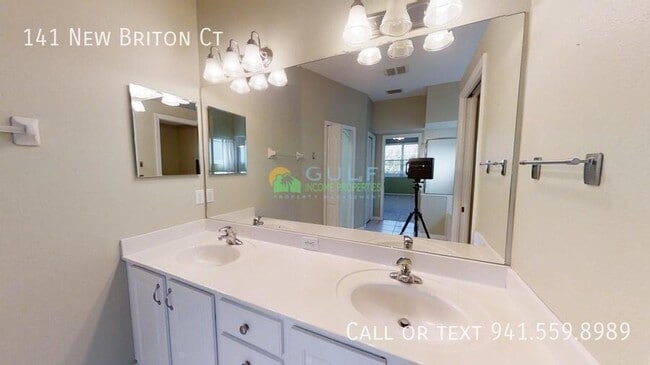 Building Photo - 141 New Briton Ct
