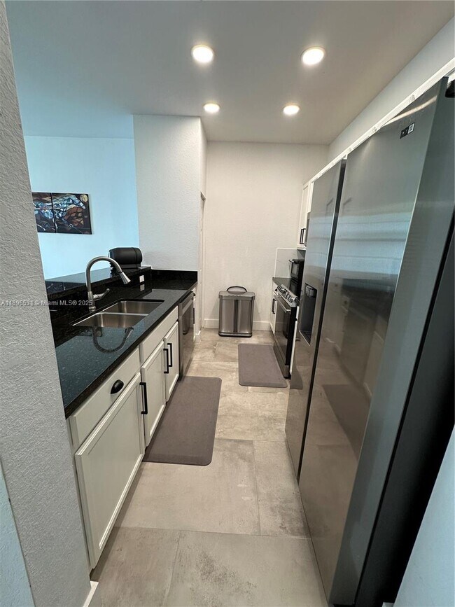 Building Photo - 2662 SW 118 Rd