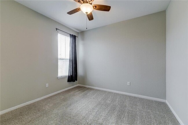 Building Photo - 13400 Briarwick Dr