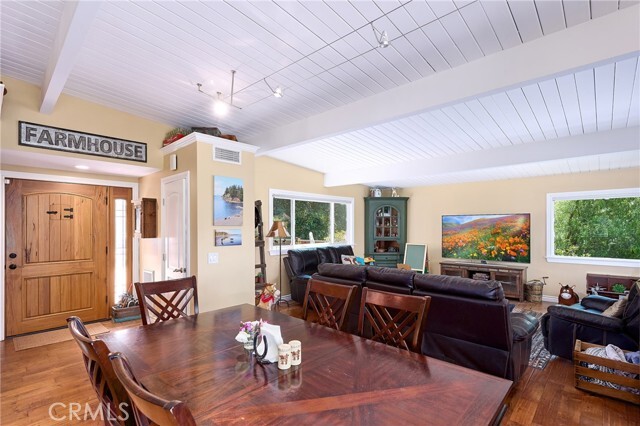 Building Photo - 1014 Hacienda Dr