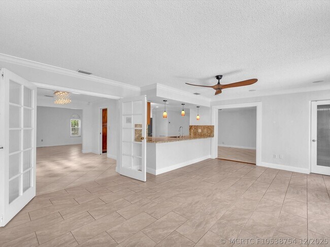 Building Photo - 11762 NW 26th Ct