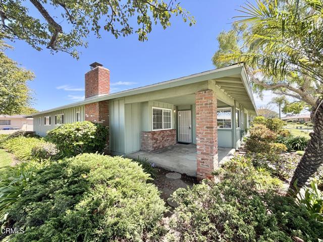 Primary Photo - 203 E Elfin Green