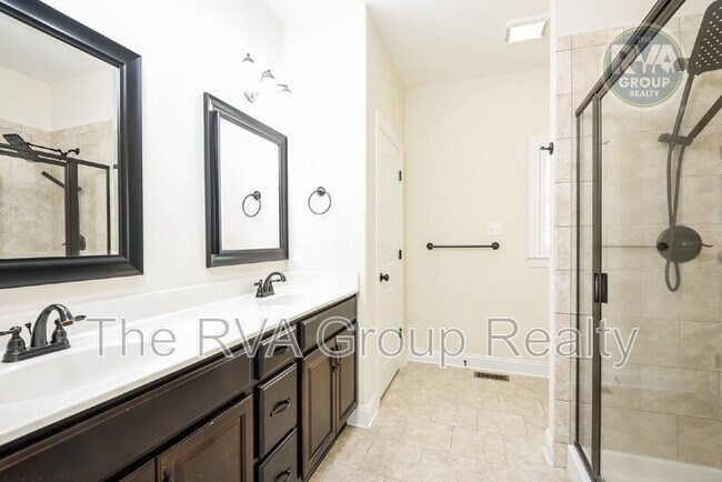 Building Photo - 111 Wilkshire Ct