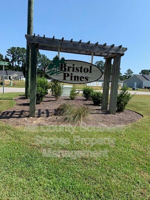 Building Photo - 131 Maggie Wy