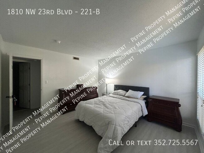 Building Photo - 1810 NW 23rd Blvd