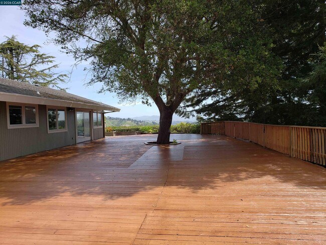 Building Photo - 29 Chapel Dr