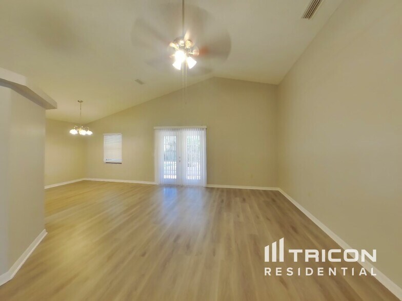 Building Photo - 2715 Wilder Park Dr