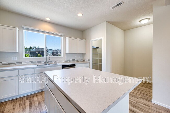 Building Photo - 17291 NW Shackelford Rd