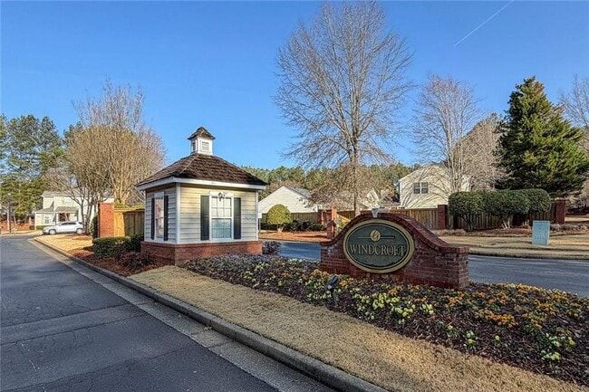 Building Photo - 128 Windcroft Ln NW