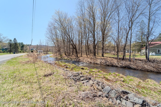 Building Photo - 52 Co Rd 65A