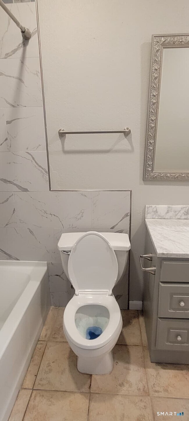 Building Photo - 211 Carriage Crossing Ln